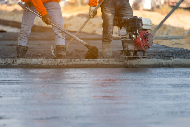 Best Custom Concrete Contractor  in Parachute, CO